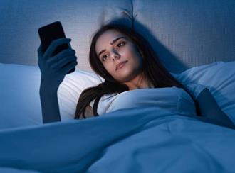 telefonul si insomnia